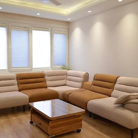 My Glamorous At Kadikoy Tuerkiye